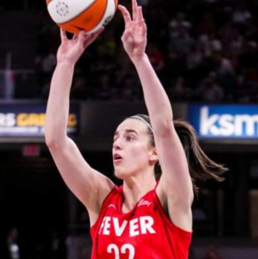 Caitlin Clark (Fever)-(Jersey)-(Red)-(Size- 50)-(Size:L)-(New)-$70 - Picture 10 of 10